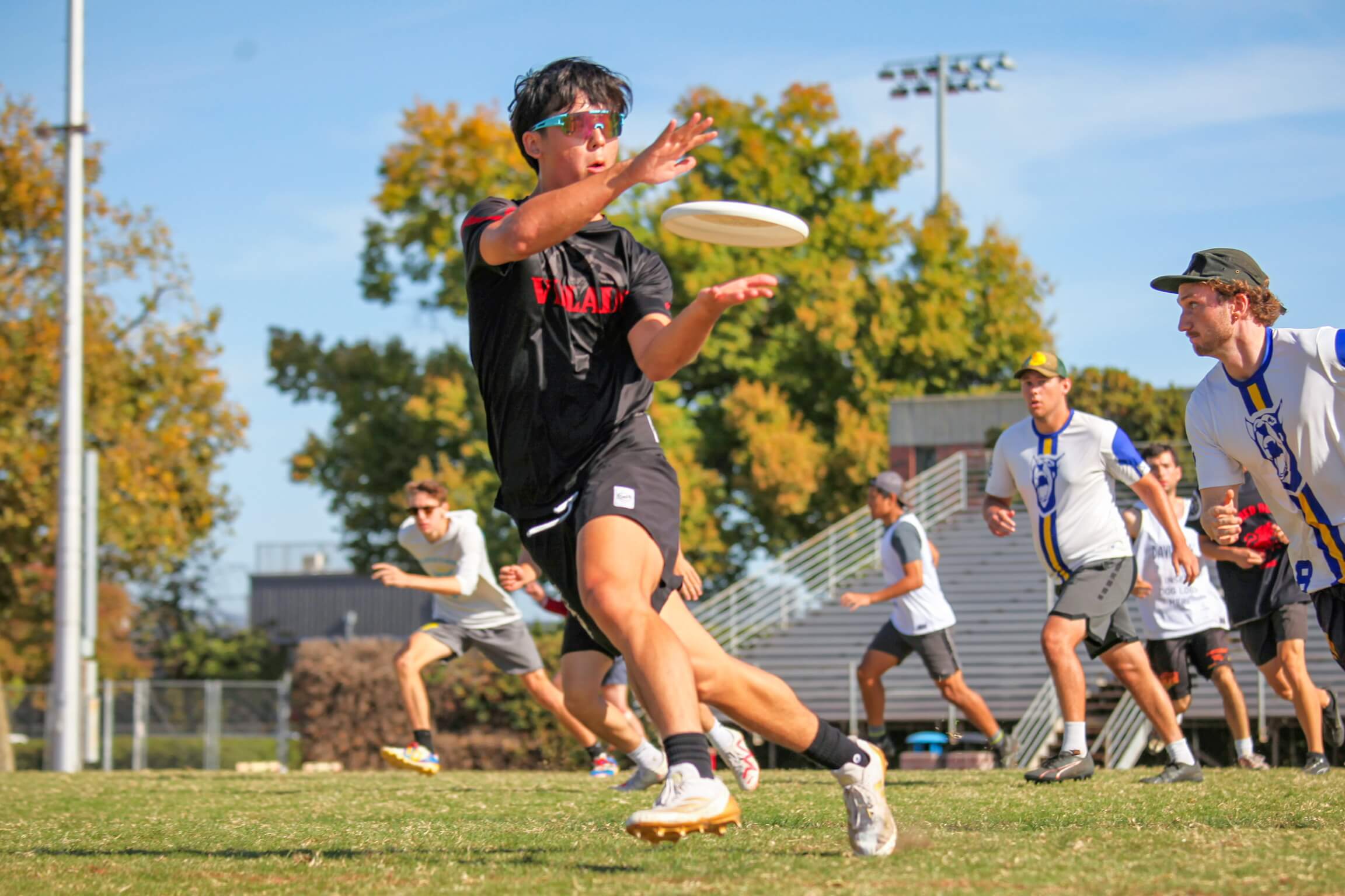 Santa Clara player catches